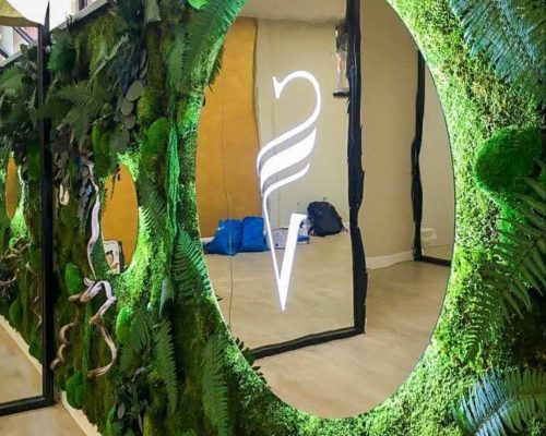 Mirror and Frame Green Borders